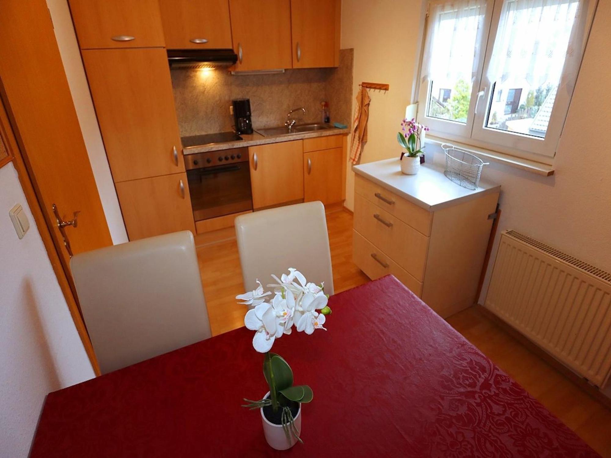 Cozy Apartment In Schwenningen With Garden Villingen-Schwenningen Exterior photo